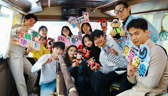 海口龙华：“花式”跨年火出新高度 旅游消费热潮迭起